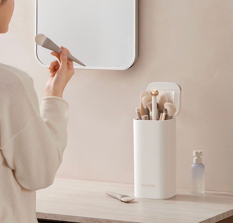 Push Pop-Up Makeup Brush Organizer